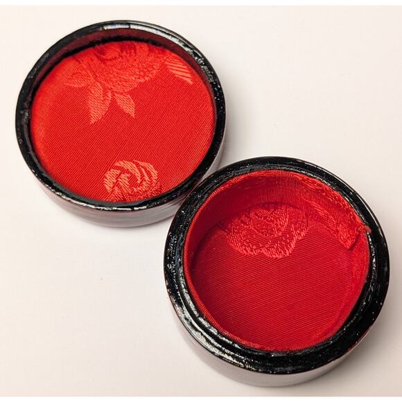 Vtg Cork Art Trinket Box 2.5" Round Red Lacquer Diorama Landscape Satin Lined - Picture 2 of 5